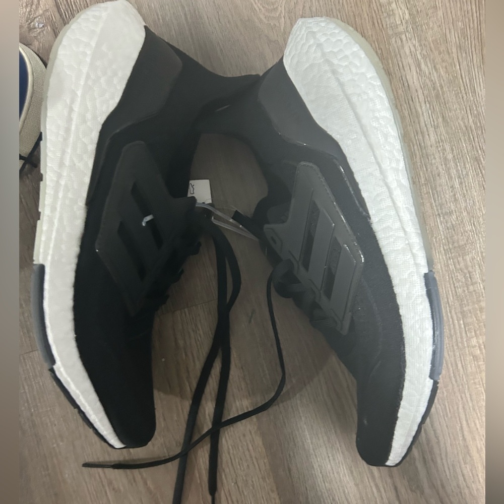 Adidas ultra boost 21 brand new NWT black white